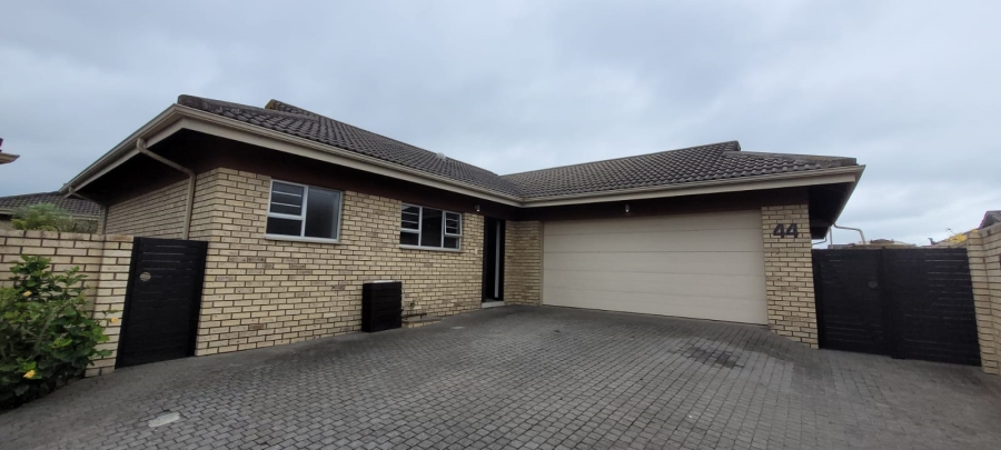 3 Bedroom Property for Sale in Dormehls Drift Western Cape